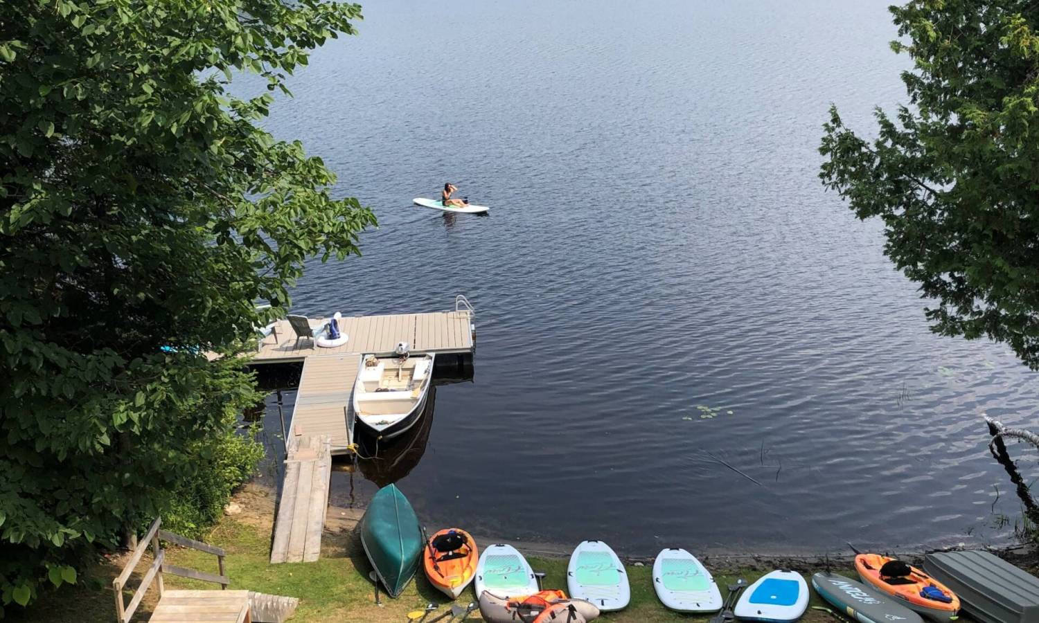 Chalet le Mélèze / Chalets Rochon / kayak / Paddle board